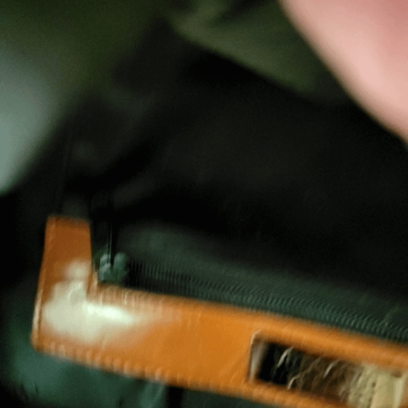 BCBG womens large handbag/tote beautiful brown semi-gloss leather vintage - Picture 5 of 12